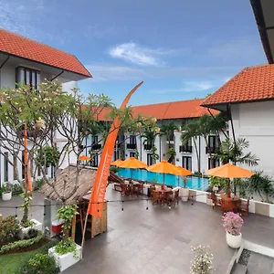 **** Otel Harris Kuta Tuban Bali Endonezya